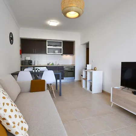 Refuge By Algest * Portimão