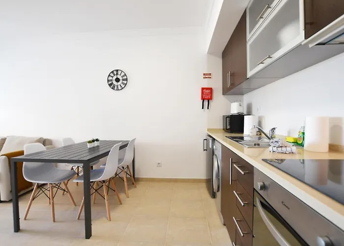 Refuge By Algest * Portimão